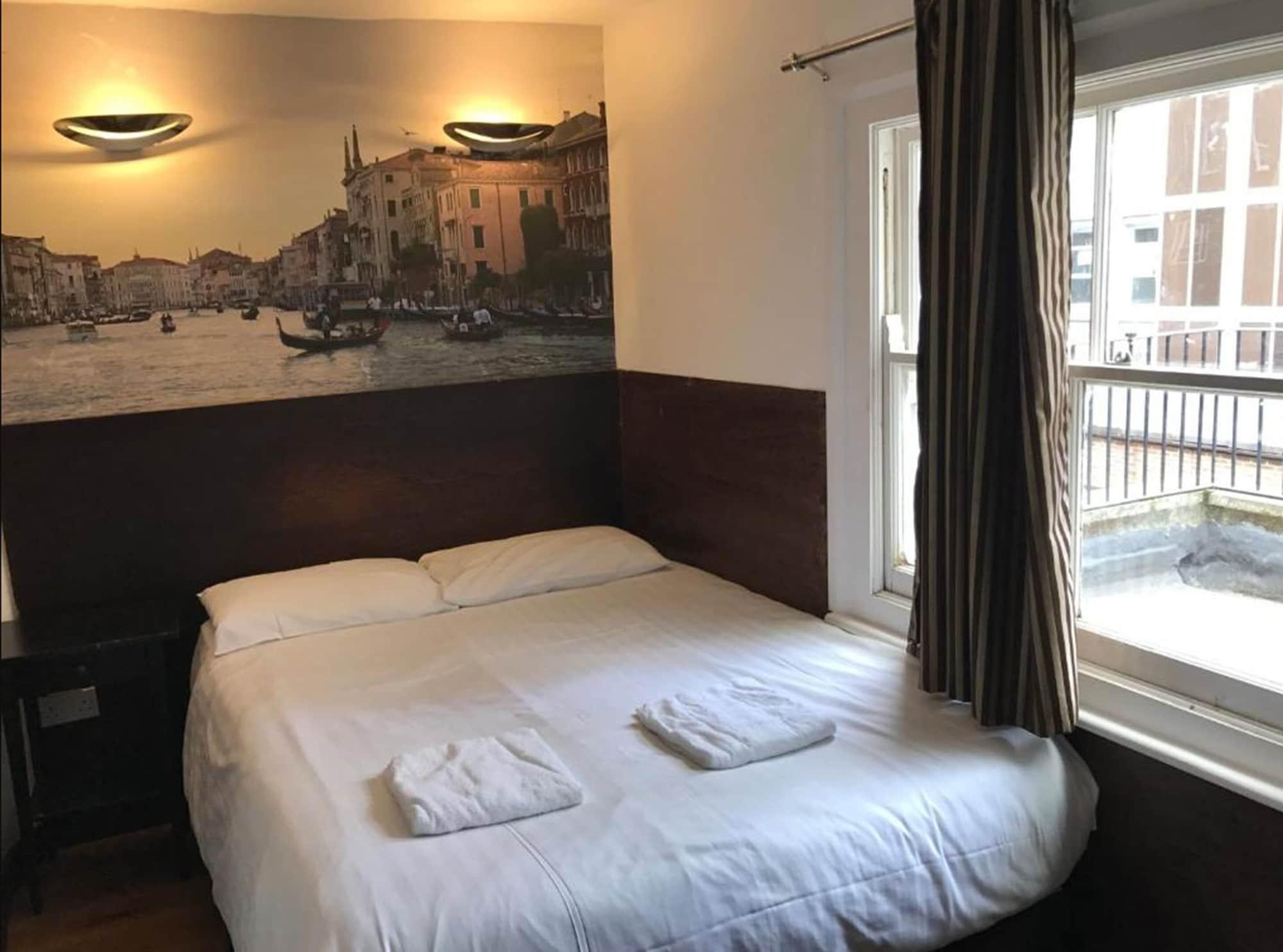 Exhibition Court Hotel 4 London Bagian luar foto